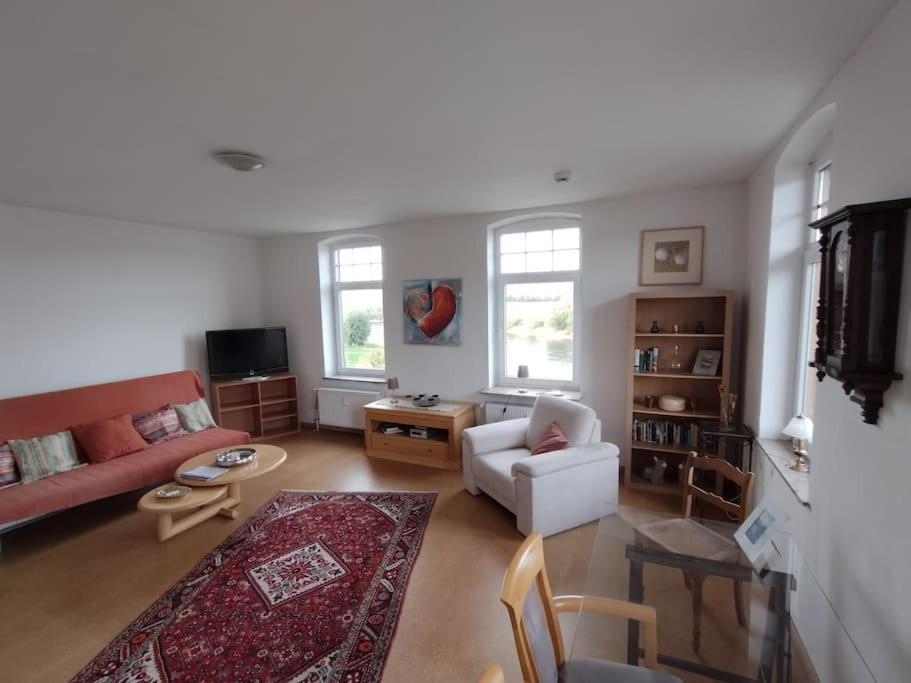 Ferienwohnung Mit Weserblick Und Kamin Hessisch Oldendorf Esterno foto